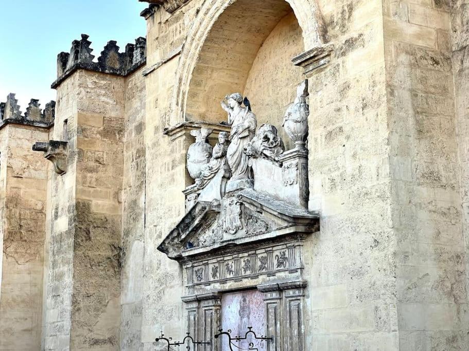 Newmezquita1 Magnificas Vistas A Mezquita Catedral Apartment กอร์โดบา ภายนอก รูปภาพ